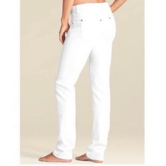ATHLETA FRONTIER STRAIGHT LEG WHITE JEANS Size 8 - Picture 3 of 12